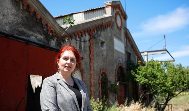 Dedektif gibi izini sürdü, tesadüfen buldu: Sandıktan servet çıktı