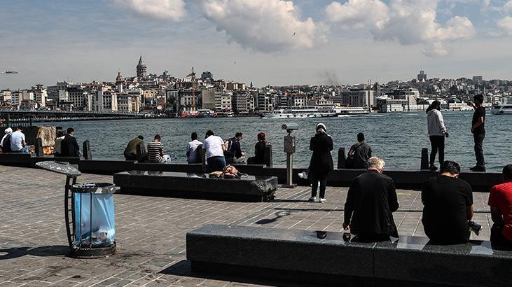 VATANDAŞLAR SAHİLE AKIN ETTİ