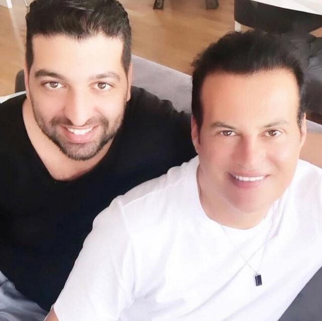 Hakan Pekerin oğluyla fotoğrafı olay oldu Oğlu daha büyük duruyor