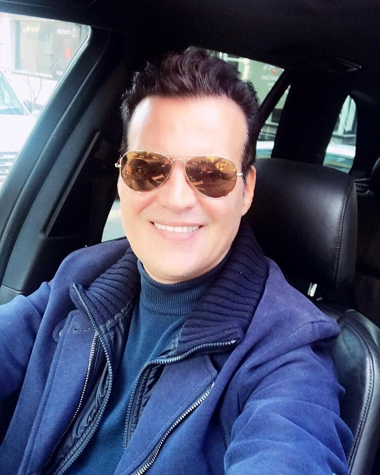 Hakan Pekerin oğluyla fotoğrafı olay oldu Oğlu daha büyük duruyor