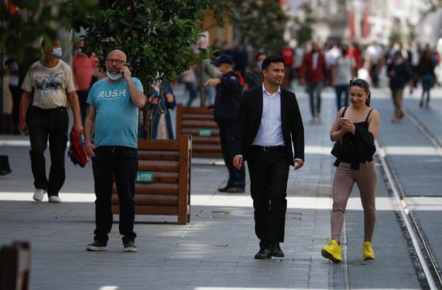 Son dakika haberi: Yüz binlerce çalışanı ilgilendiren karar Kısıtlama kalkıyor