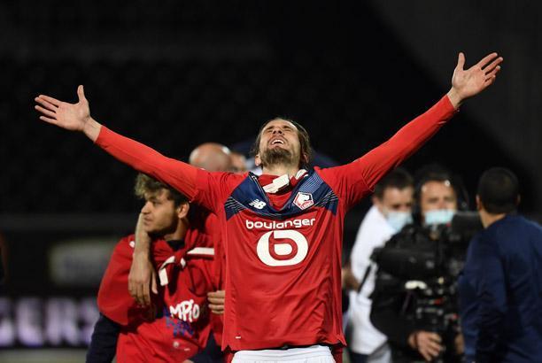 MİLAN YUSUF YAZICININ PEŞİNDE