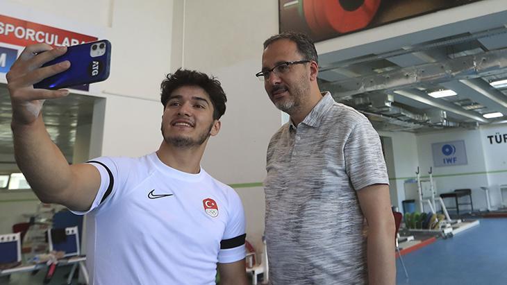 Bakan Kasapoğlu’ndan yakın takip