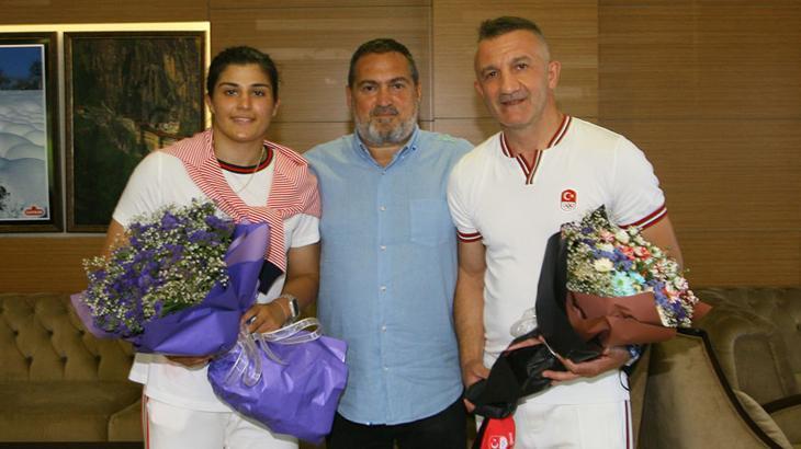 Trabzonspor boks takımı sporcusu Busenaz Sürmeneli, olimpiyat yolcusu