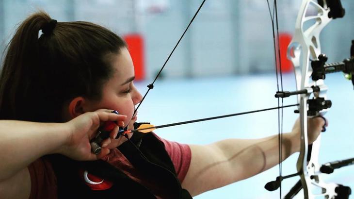 Tokyo'da milli okçular Öznur Cüre ve Bülent Korkmaz yarı finale kaldı
