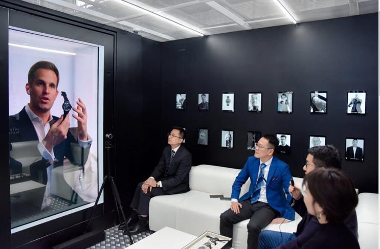 Hologram teknolojisiyle yaratılan ‘gerçekçi’ dünyalar ‘O kedi gelip sizi ısırabilir’