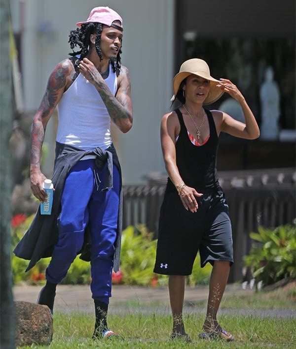 BİRBİRİMİZDEN AYRI KALAMADIK