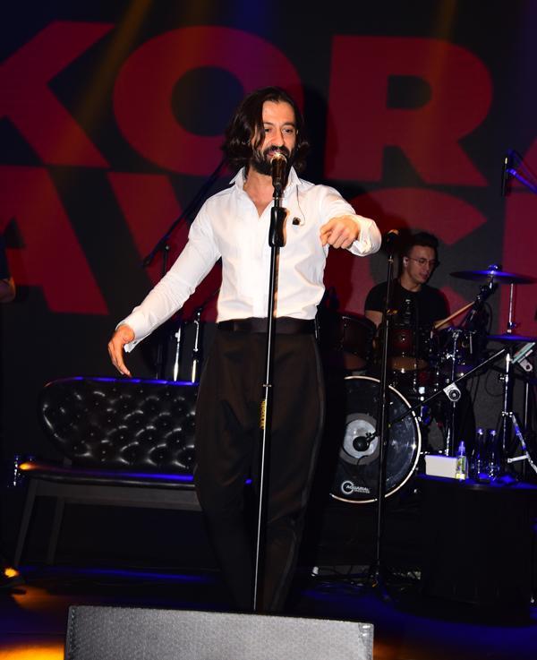 Koray Avcı: Arabesk kıroluksa ben kıroyum