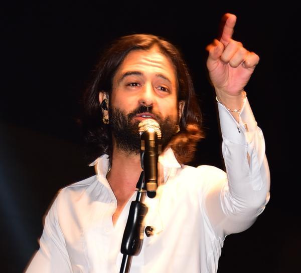 MEMLEKET AŞKI BAMBAŞKA BİR ŞEY