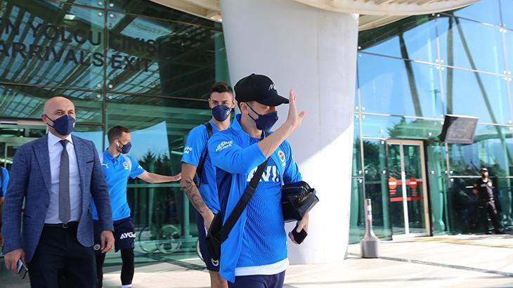 MESUT ÖZİL KADRODA YOK