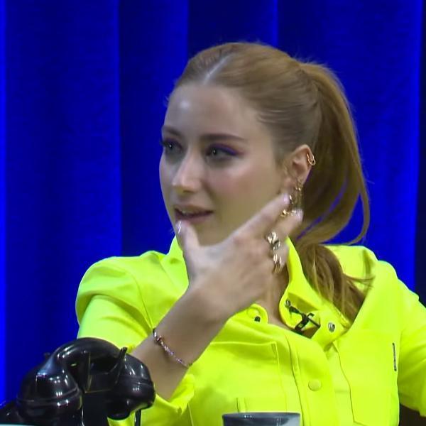 ACAYİP KOCAM KÖYLÜYÜM