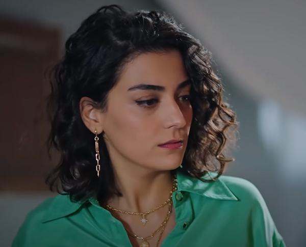 BİLLUR HER ŞEYİ DUYDU