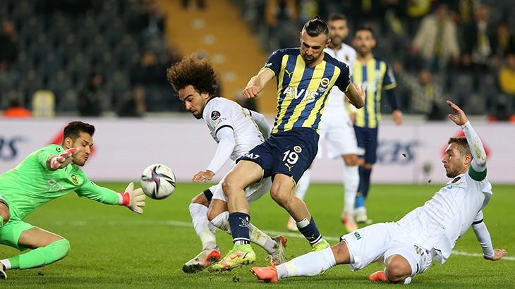 SERDAR DURSUN TOPU AĞLARA GÖNDERDİ SERDAR DURSUN TOPU AĞLARA GÖNDERDİ