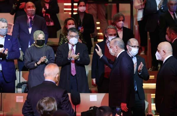 Cumhurbaşkanı Erdoğan, 8. Necip Fazıl Ödülleri törenine katıldı