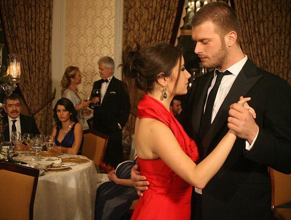 Selçuk Yöntemden Aşk-ı Memnu açıklaması: Yurt dışında kaymağını yiyorum