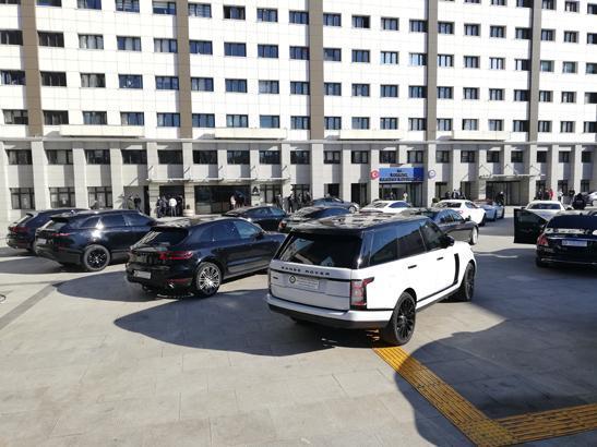 İstanbul emniyetinden lüks otomobil operasyonu