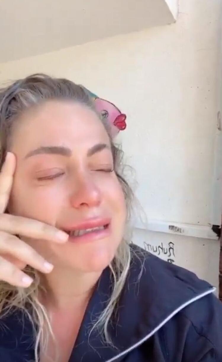 Yeliz Yeşilmen: Babamdan başlayarak hayatımdaki tüm erkeklerden şiddet gördüm