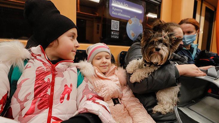 Rusyanın Ukrayna işgalinde 2. günü Bölgeden çarpıcı kareler