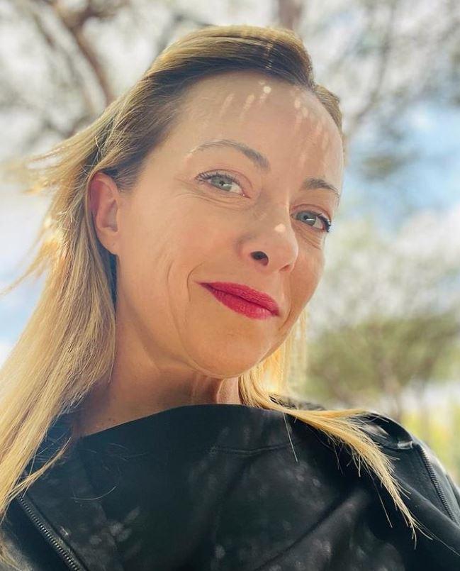 Giorgia Meloni: İtalyanın ilk kadın başbakanı olması muhtemel aşırı sağcı siyasetçi