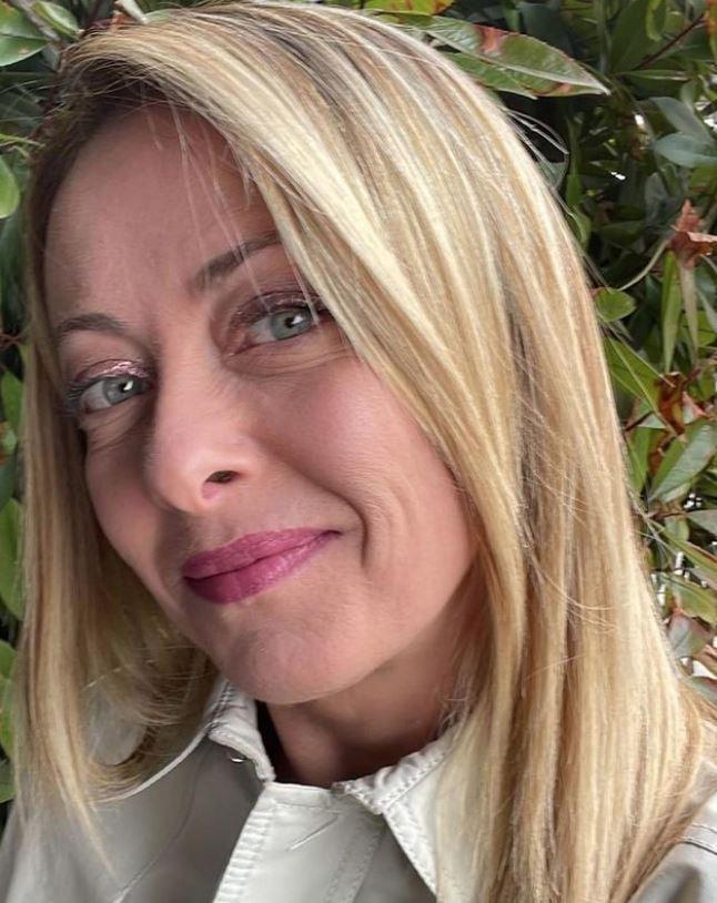 Giorgia Meloni: İtalyanın ilk kadın başbakanı olması muhtemel aşırı sağcı siyasetçi