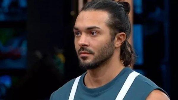 MASTERCHEF BURAK KAYA KİMDİR