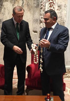 Erdoğanın tespihinin bir eşi, Konya’da sergide