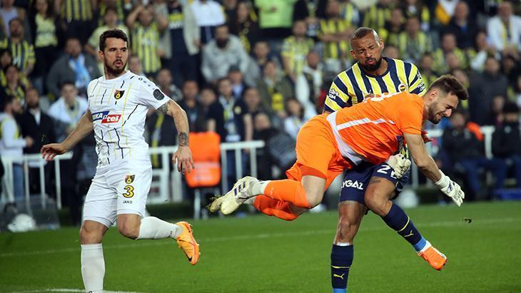 Fenerbahçe - İstanbulspor maçından kareler