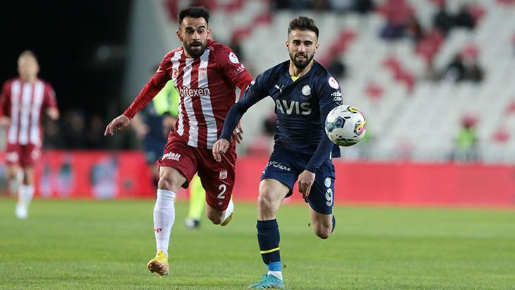 Sivasspor - Fenerbahçe maçından kareler