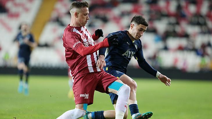 Sivasspor - Fenerbahçe maçından kareler