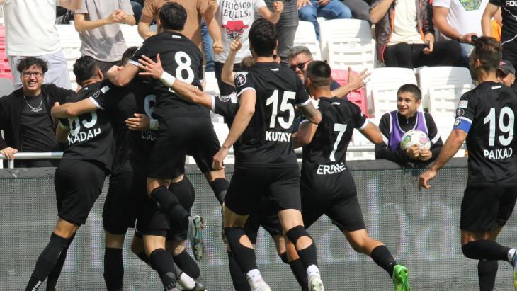 altay denizlisporu 3 golle geçti futbol spor haberleri