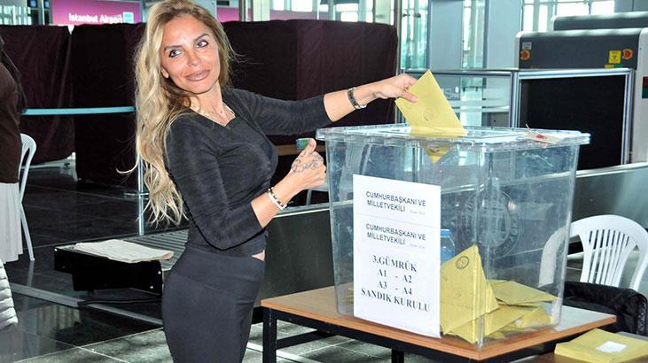 Türkiye sandık başında İşte yurttan seçim manzaraları