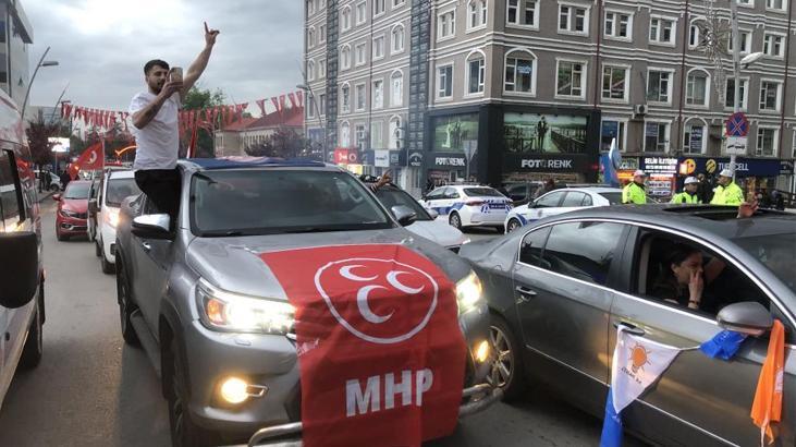 AFP dünyaya servis etti Türkiyeden peş peşe kutlama görüntüleri