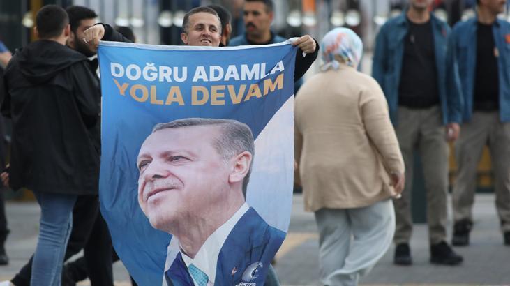 AFP dünyaya servis etti Türkiyeden peş peşe kutlama görüntüleri