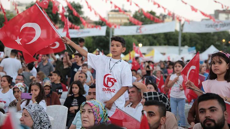 15 TEMMUZ RESMİ TATİL Mİ