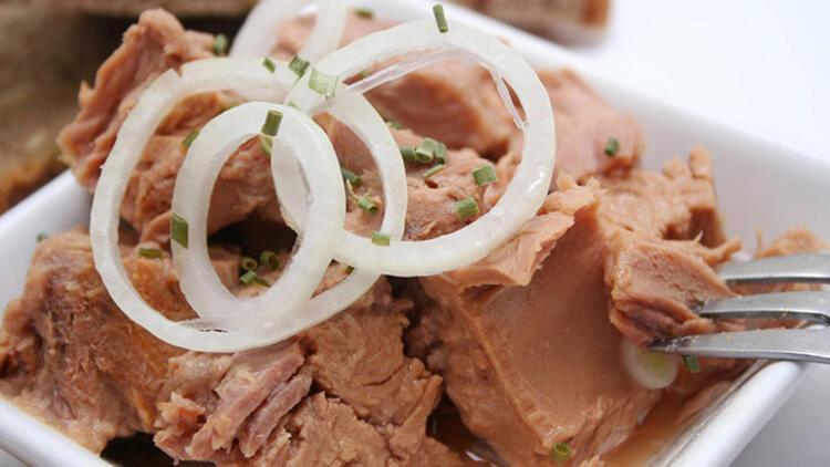 Omega-3 ve Omega-6 yağ asitleri göz kuruluğunu azaltıyor