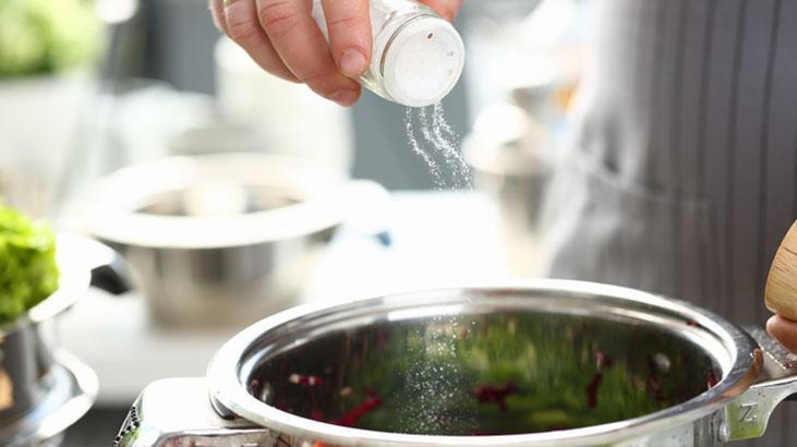 Bilmeden yapıyoruz, yediğiniz an zararı ikiye katlanıyor Böbrekleri bitiren besinler