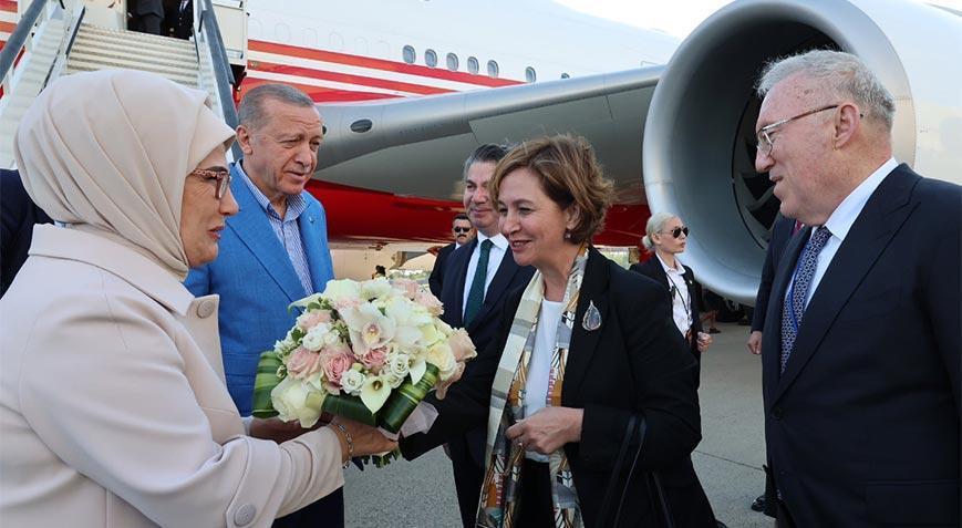 Cumhurbaşkanı Erdoğan ABD'de! Türkevi önünde sevgi seli - Son Dakika Milliyet