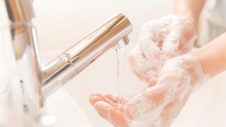 6- ELLERİ ANTİBAKTERİYEL SABUNLA YIKAMAK