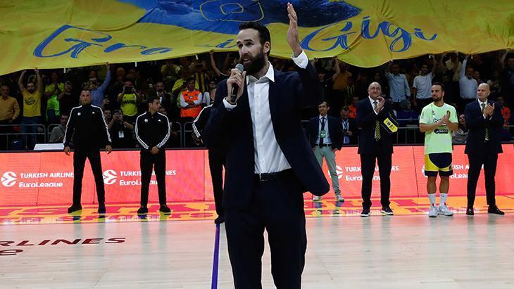 Gigi Datomenin veda töreninden kareler