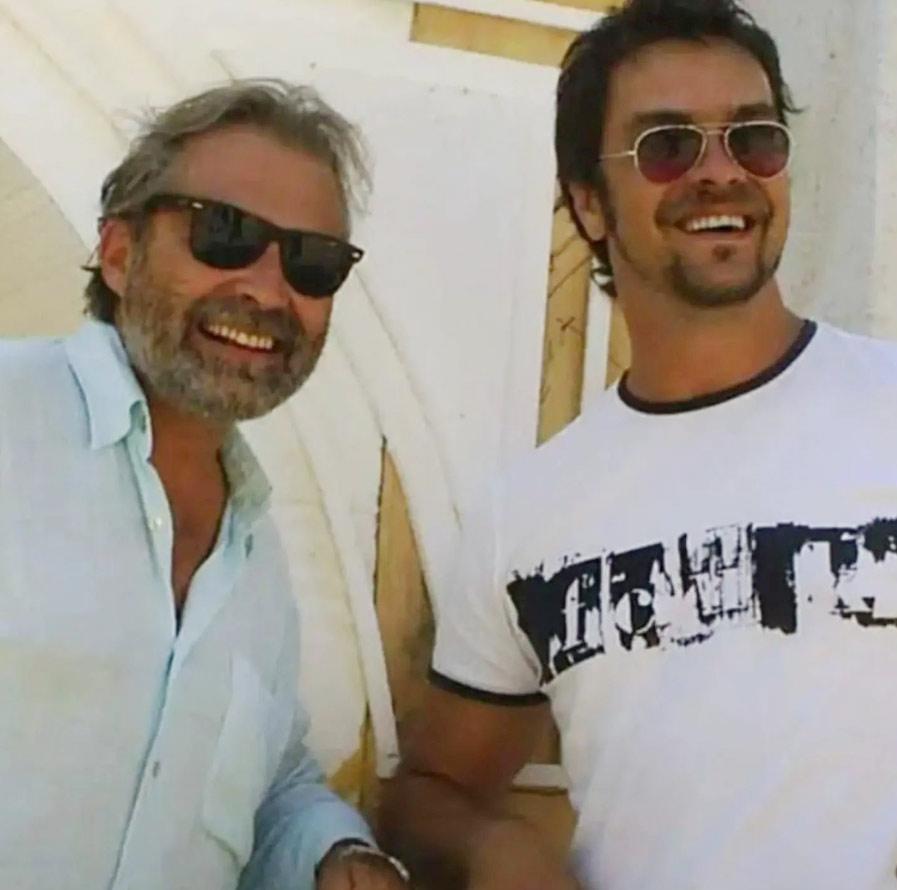 AMATÖR RADYOCUNUN KARİYER YOLCULUĞU AMATÖR RADYOCUNUN KARİYER YOLCULUĞU