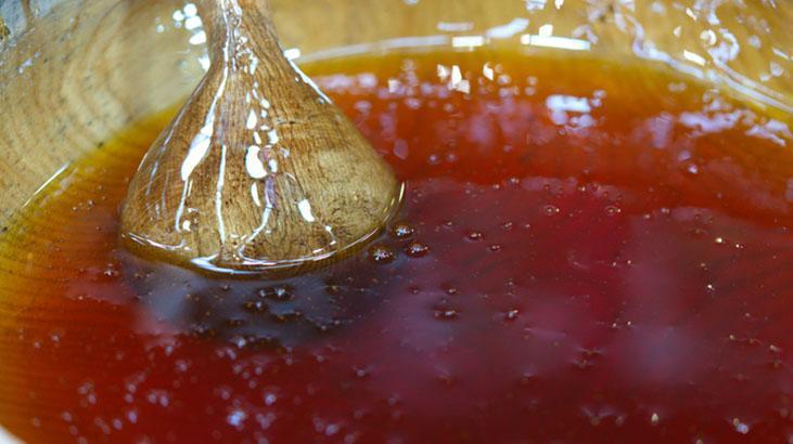 Kafada değdiği her noktadan 4 saatte saç fışkırtıyor 3 malzemeli karışım adeta ilaç gibi