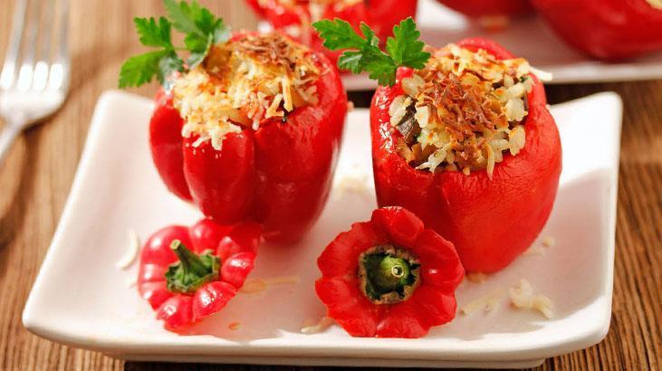 Yıllardır yanlış yapıyormuşuz Biber dolmasının gerçek yöntemi, lezzetine doyum olmuyor