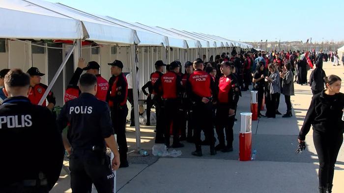 Atatürk Havalimanında Büyük Filistin Mitingi