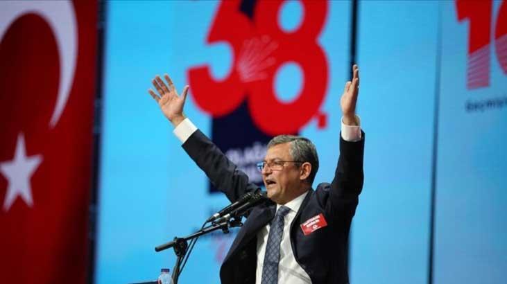 ÖZGÜR ÖZEL SİYASİ KARİYERİ