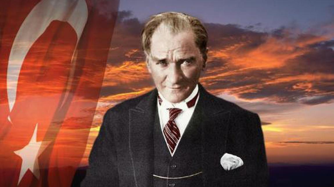 ÖĞRETMEN ATATÜRK