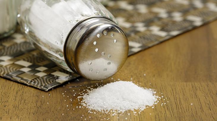 6- YALNIZCA 1 ÇAY KAŞIĞI TUZ