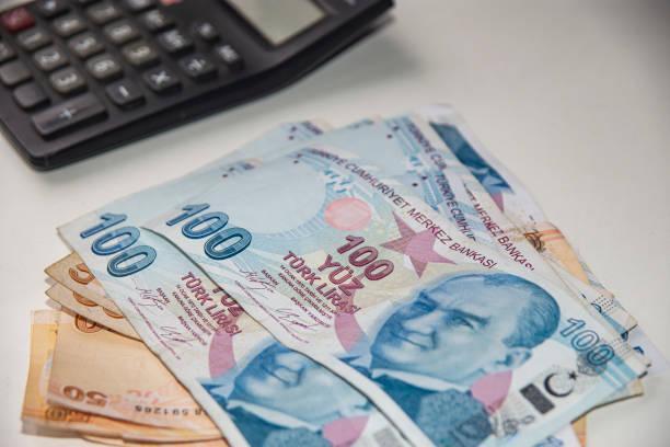TÜRK-İŞ AÇLIK SINIRINI 14 BİN TL OLARAK AÇIKLADI BU PAZARLIĞI ETKİLER Mİ