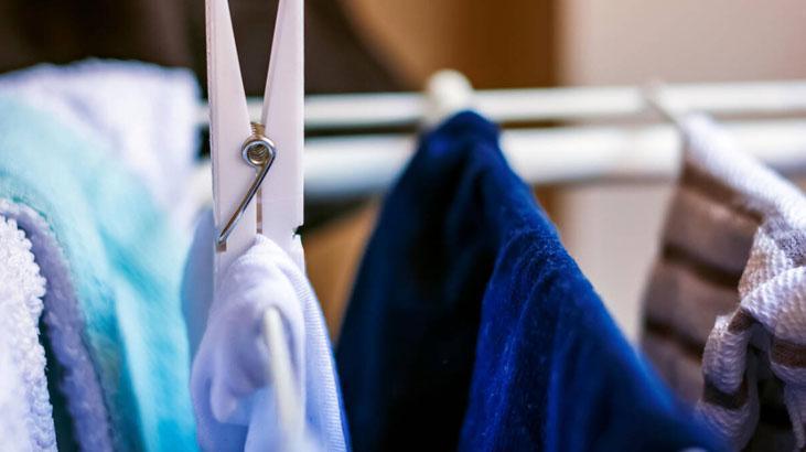 Kışın kıyafetleri kurutmanın en kolay taktiği Tek ihtiyaç plastik su şişesi