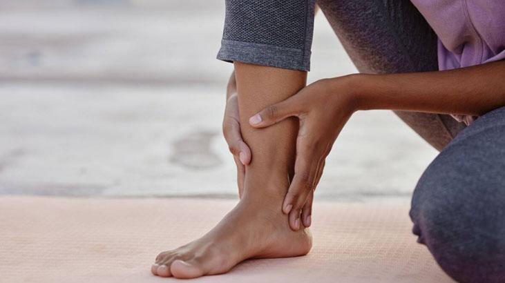 Sabahları topuk ağrısı çekmek