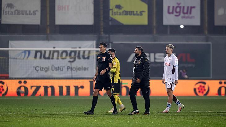 İstanbulspor - Trabzonspor maçından kareler